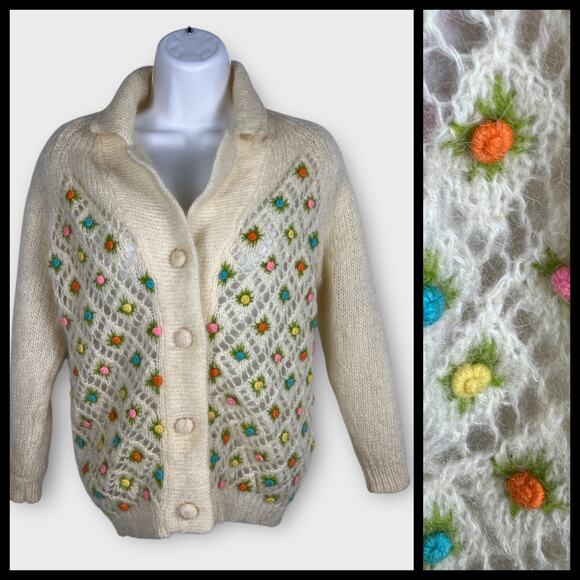 Handmade Sweaters - 1950s‎ Cream Knitted Crochet Colorful Pom Pom Floral 3D Wool Cardigan Medium